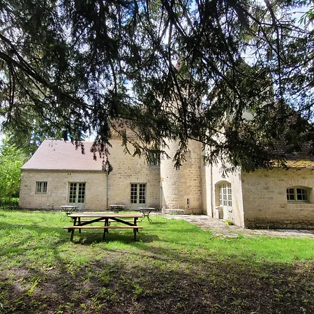 לינה וארוחת בוקר D'hotes Domaine De Feneyrol 3*