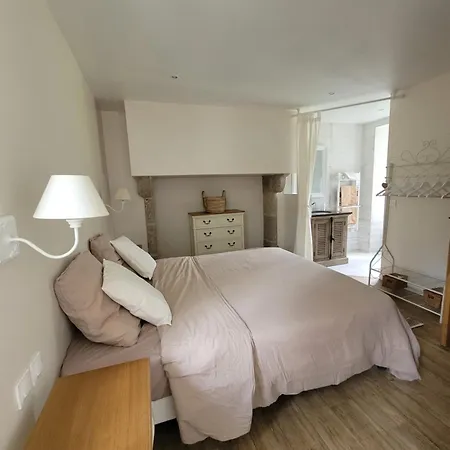 D'hotes Domaine De Feneyrol 3*