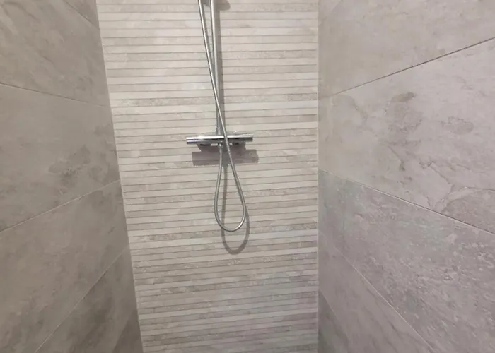 D'hotes Domaine De Feneyrol